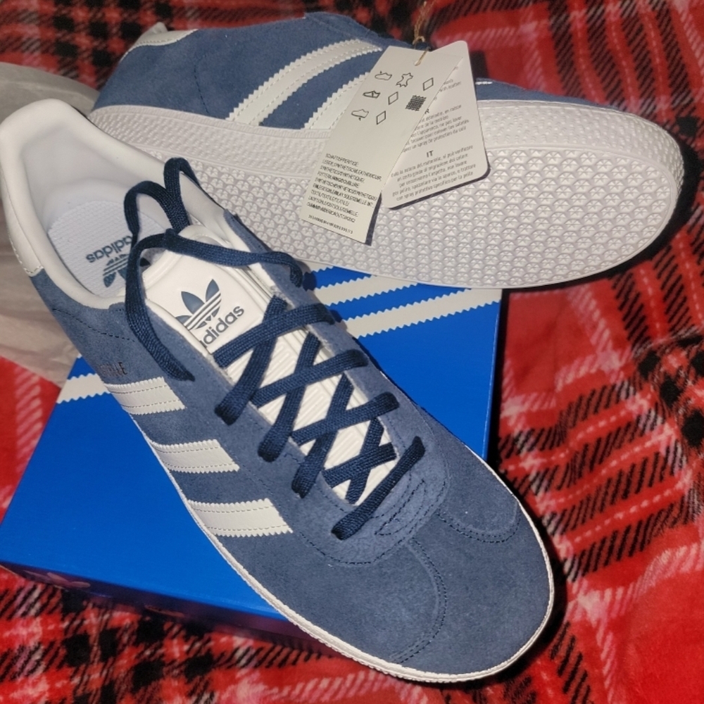 Adidas Men's 8.5 W 9.5 Brand New Gazzelle. Tags/box